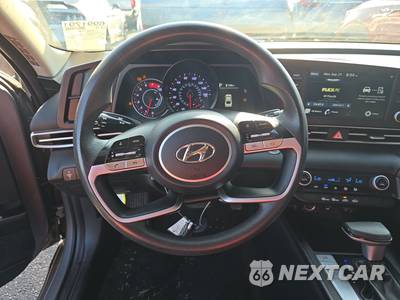 2023 Hyundai Elantra SEL - zdjęcie 10 z 34 - miniatura