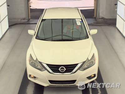 2017 Nissan Altima 2.5 SR - zdjęcie 2 z 30 - miniatura