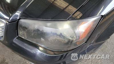 2016 Chrysler Town & Country Touring 121.2" WB - zdjęcie 35 z 47 - miniatura
