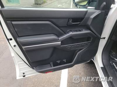 2026 Toyota Tacoma SR5 Crew Cab Medium Bed - zdjęcie 9 z 21 - miniatura
