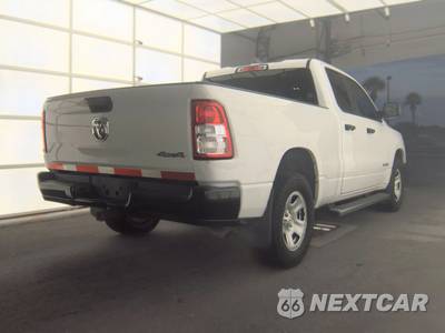 2020 Ram 1500 Tradesman Extended Cab Medium Bed - zdjęcie 4 z 27 - miniatura