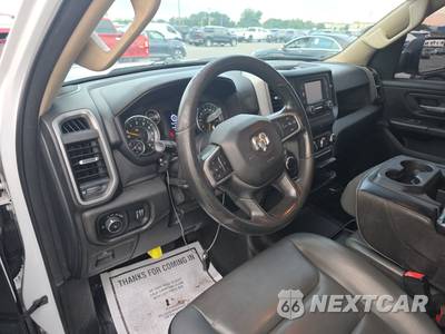 2020 Ram 1500 Tradesman Extended Cab Medium Bed - zdjęcie 11 z 27 - miniatura