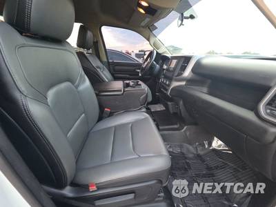 2020 Ram 1500 Tradesman Extended Cab Medium Bed - zdjęcie 8 z 27 - miniatura