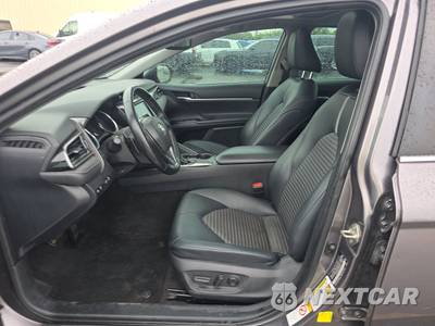 2019 Toyota Camry SE - zdjęcie 7 z 18 - miniatura
