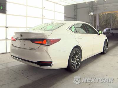 2024 Lexus ES 300h - zdjęcie 4 z 33 - miniatura