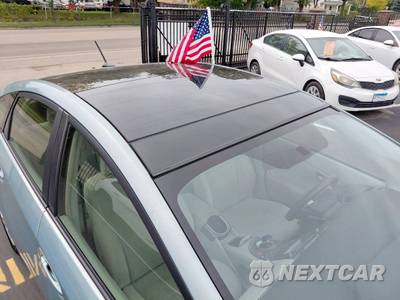 2014 Toyota Prius Three - zdjęcie 19 z 24 - miniatura