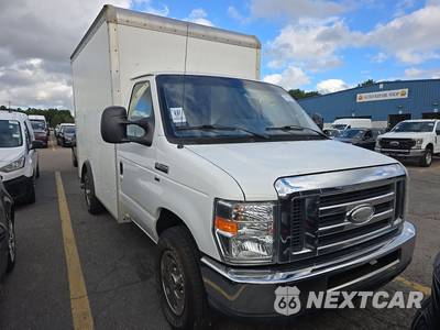 2014 Ford Super Duty E-350 Cutaway - zdjęcie 3 z 32 - miniatura