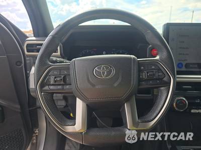 2025 Toyota Tacoma TRD Off-Road Crew Cab Medium Bed - zdjęcie 10 z 22 - miniatura