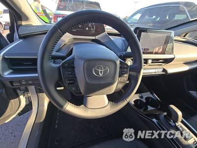 2026 Toyota Prius LE - zdjęcie 10 z 20 - miniatura