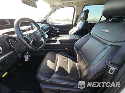 2025 Ford Expedition MAX Platinum - zdjęcie 7 z 25 - miniatura