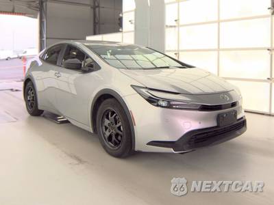 2025 Toyota Prius LE - zdjęcie 3 z 45 - miniatura