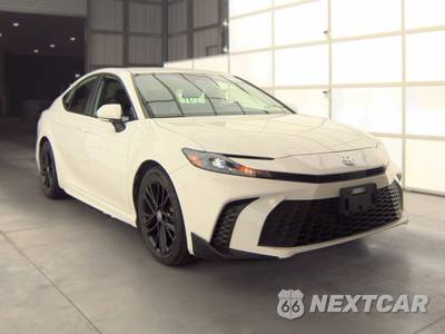2026 Toyota Camry SE - zdjęcie 3 z 31 - miniatura