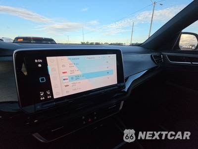 2025 Volkswagen Atlas Cross Sport 2.0T SE w/Technology - zdjęcie 11 z 30 - miniatura