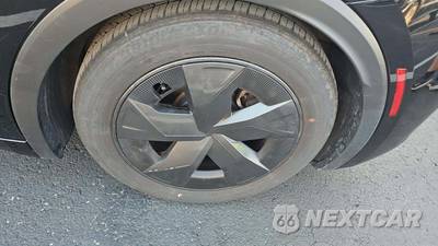2025 Toyota Prius LE - zdjęcie 27 z 33 - miniatura