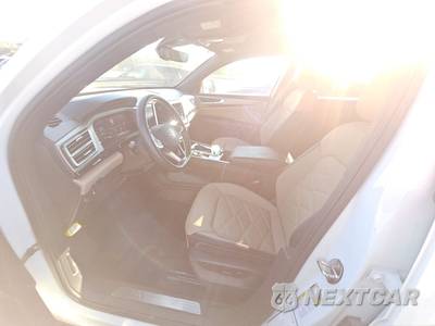 2025 Volkswagen Atlas Cross Sport 2.0T SE w/Technology - zdjęcie 7 z 19 - miniatura