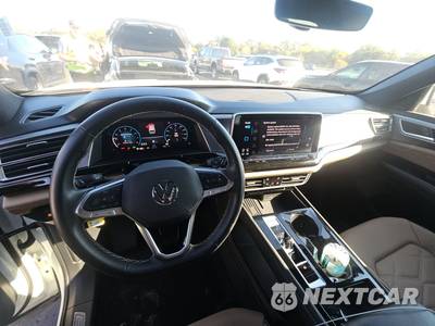 2025 Volkswagen Atlas Cross Sport 2.0T SE w/Technology - zdjęcie 11 z 19 - miniatura