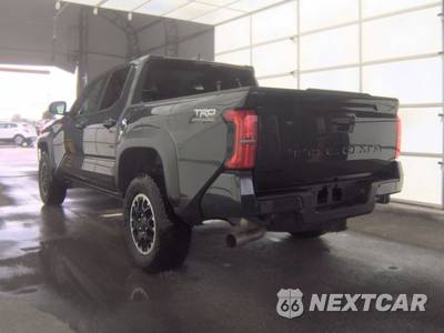 2025 Toyota Tacoma TRD Off-Road Crew Cab Medium Bed - zdjęcie 6 z 22 - miniatura