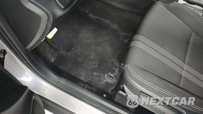 2025 Hyundai Venue SEL - zdjęcie 18 z 28 - miniatura