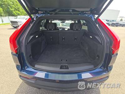 2022 Cadillac XT4 Luxury 1SC - zdjęcie 8 z 9 - miniatura