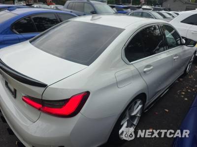 2019 BMW 3 Series Sedan 330i xDrive - zdjęcie 4 z 27 - miniatura