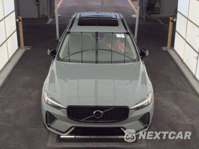 2024 Volvo XC60 B5 Plus Dark Theme - zdjęcie 2 z 27 - miniatura