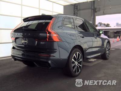 2024 Volvo XC60 B5 Plus Dark Theme - zdjęcie 4 z 25 - miniatura
