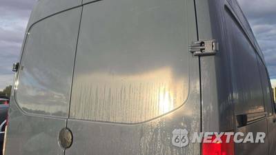 2019 Mercedes-Benz Sprinter 2500 Cargo Van Standard Roof 144.0" WB - zdjęcie 28 z 39 - miniatura