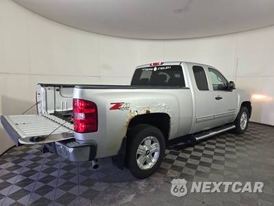 2011 Chevrolet Silverado 1500 LT Extended Cab Medium Bed 1LT w/Rear Doors - zdjęcie 4 z 34 - miniatura