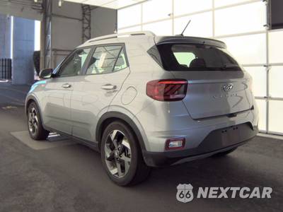 2025 Hyundai Venue SEL - zdjęcie 6 z 32 - miniatura