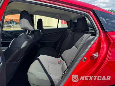 2020 Toyota Prius LE - zdjęcie 13 z 33 - miniatura