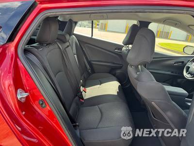 2020 Toyota Prius LE - zdjęcie 15 z 33 - miniatura