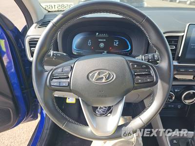 2025 Hyundai Venue SEL - zdjęcie 10 z 27 - miniatura
