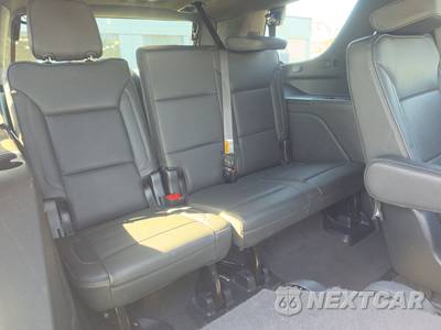2025 GMC Yukon Denali 5SA - zdjęcie 14 z 38 - miniatura