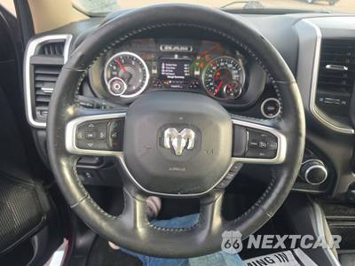 2020 Ram 1500 Big Horn Crew Cab Medium Bed - zdjęcie 10 z 26 - miniatura