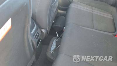 2025 Hyundai Venue SEL - zdjęcie 22 z 31 - miniatura
