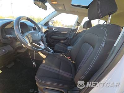 2025 Hyundai Venue SEL - zdjęcie 7 z 31 - miniatura