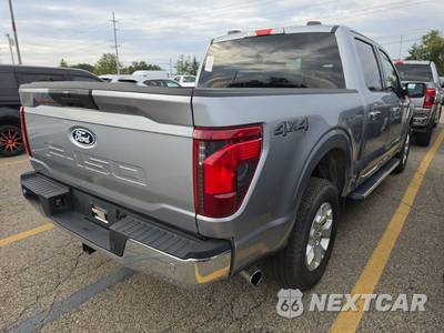 2025 Ford F-150 XLT Crew Cab Short Bed - zdjęcie 4 z 24 - miniatura