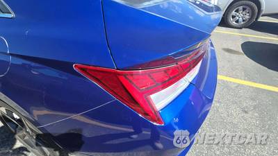2021 Hyundai Elantra Limited - zdjęcie 22 z 40 - miniatura