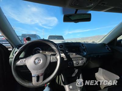 2013 Volkswagen Tiguan S w/Sunroof - zdjęcie 11 z 41 - miniatura