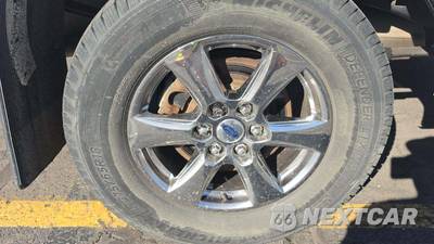2020 Ford F-150 XLT Extended Cab Medium Bed w/Rear Doors - zdjęcie 24 z 36 - miniatura