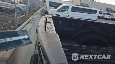 2019 Ford Super Duty F-250 Lariat Crew Cab Medium Bed - zdjęcie 28 z 30 - miniatura