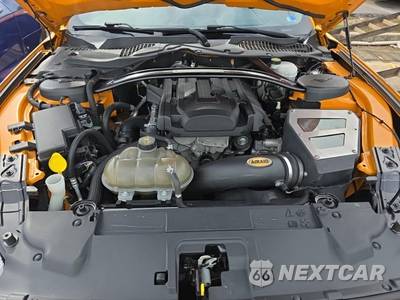 2019 Ford Mustang EcoBoost Premium Coupe - zdjęcie 18 z 21 - miniatura