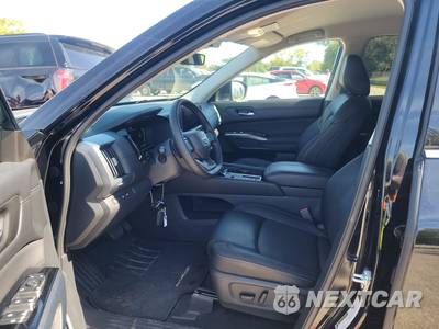 2026 Nissan Pathfinder SL - zdjęcie 7 z 18 - miniatura
