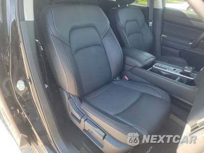 2026 Nissan Pathfinder SL - zdjęcie 8 z 18 - miniatura