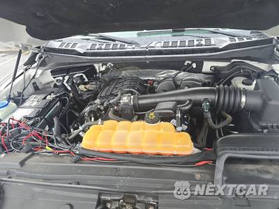 2018 Ford F-150 XL Extended Cab Medium Bed w/Rear Doors - zdjęcie 15 z 40 - miniatura