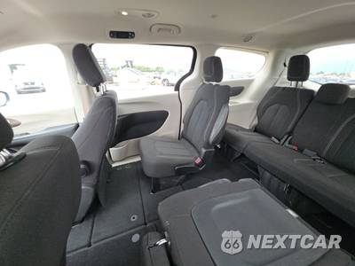 2024 Chrysler Voyager LX 121.6" WB - zdjęcie 13 z 29 - miniatura