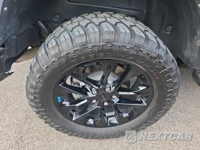 2022 Jeep Wrangler Unlimited 4xe Sahara - zdjęcie 10 z 22 - miniatura