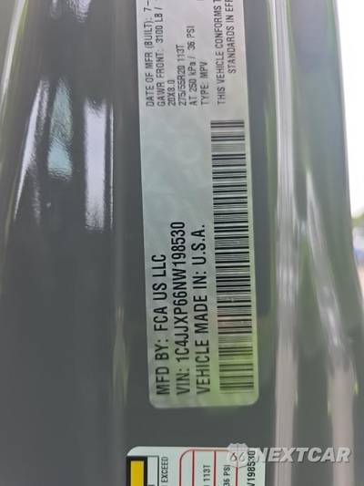 2022 Jeep Wrangler Unlimited 4xe Sahara - zdjęcie 17 z 22 - miniatura