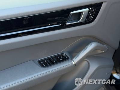 2020 Porsche Cayenne - zdjęcie 25 z 30 - miniatura