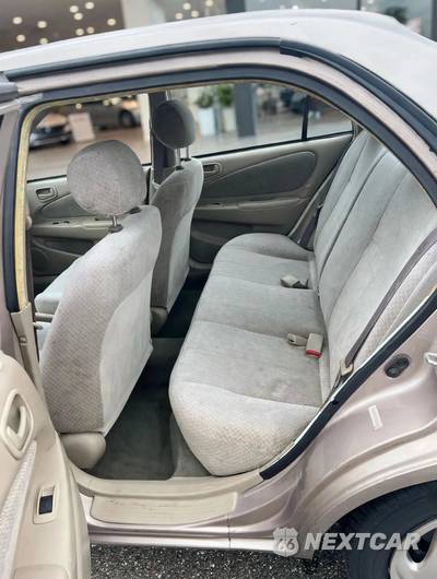 1998 Toyota Corolla LE - zdjęcie 13 z 18 - miniatura